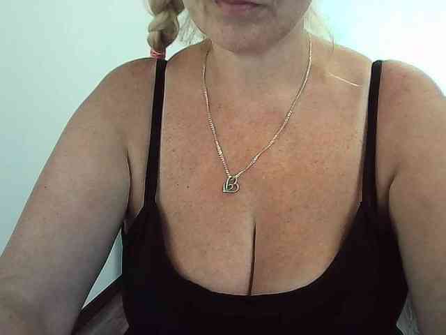 Multiply-orgazm webcam