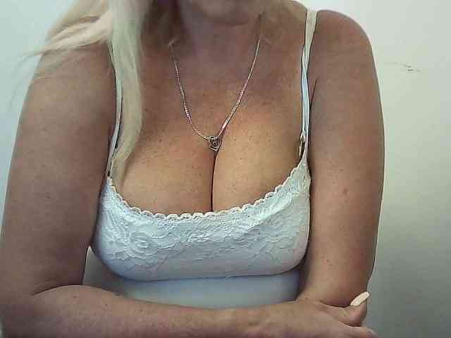 Multiply-orgazm webcam