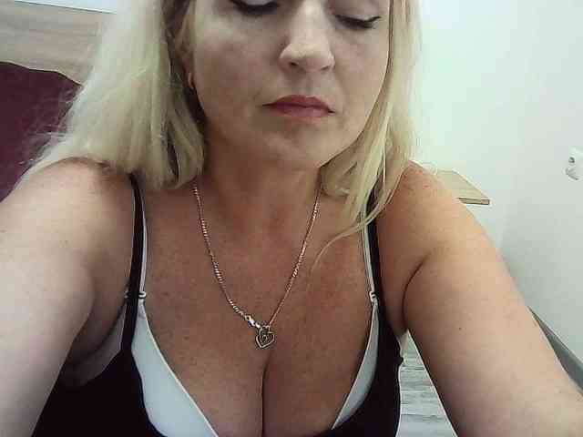 Multiply-orgazm webcam
