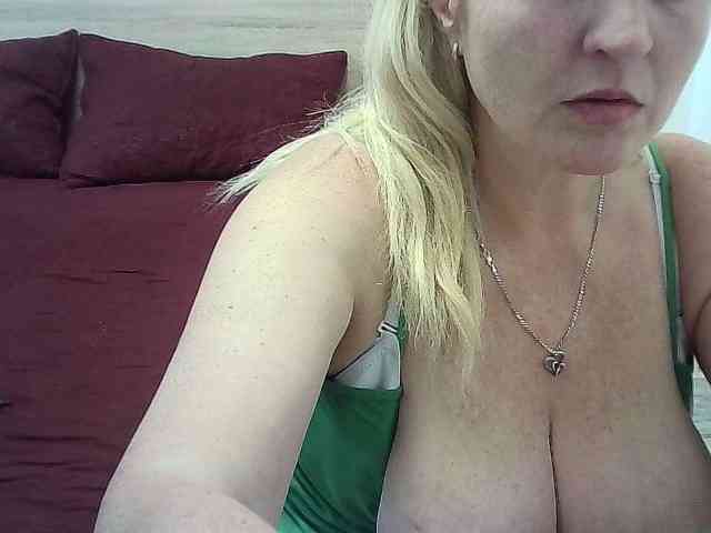 Multiply-orgazm webcam