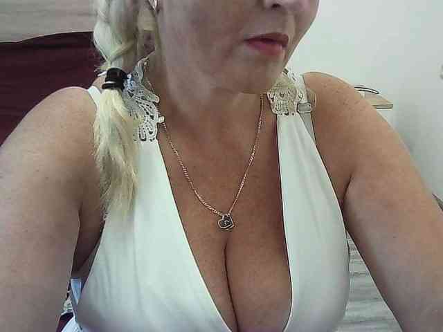 Multiply-orgazm webcam