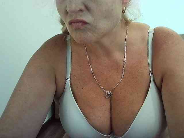 Multiply-orgazm webcam