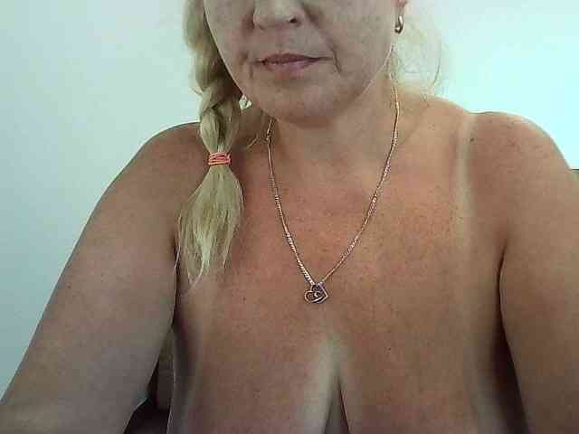 Multiply-orgazm webcam
