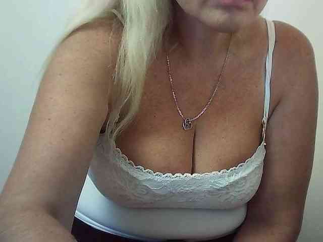 Multiply-orgazm webcam