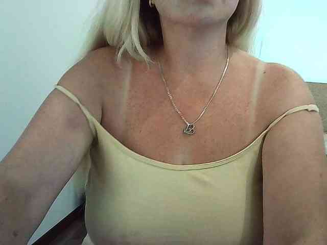 Multiply-orgazm webcam