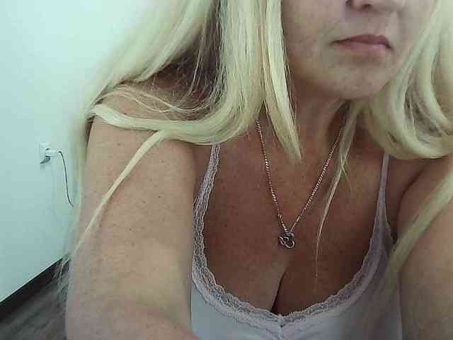 Multiply-orgazm webcam