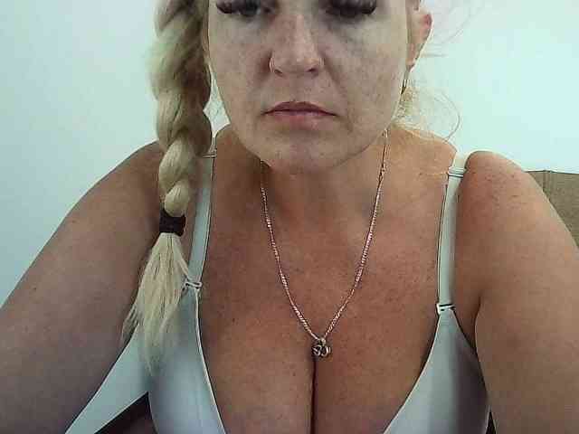 Multiply-orgazm webcam