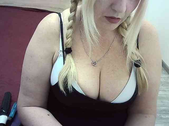 Multiply-orgazm webcam