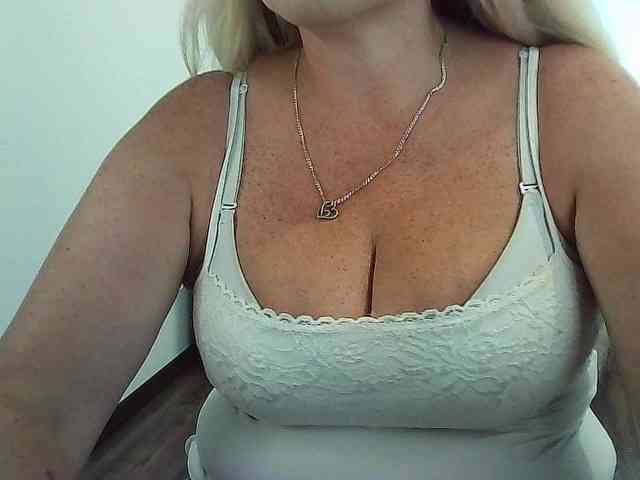 Multiply-orgazm webcam