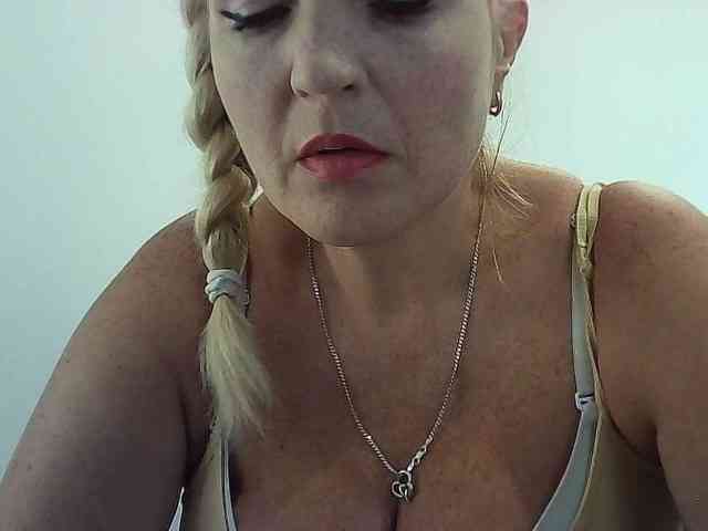 Multiply-orgazm webcam