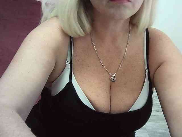 Multiply-orgazm webcam