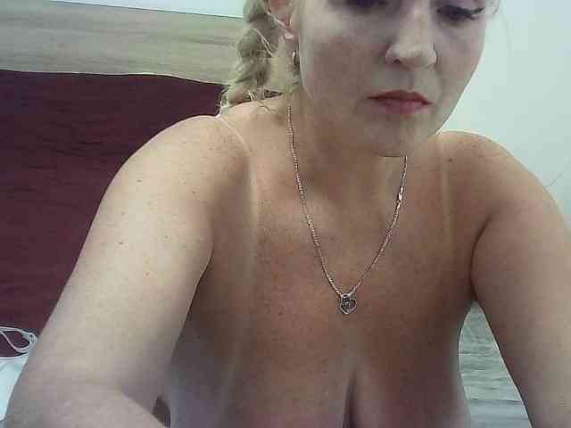 Multiply-orgazm webcam