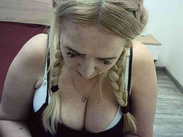 Multiply-orgazm webcam