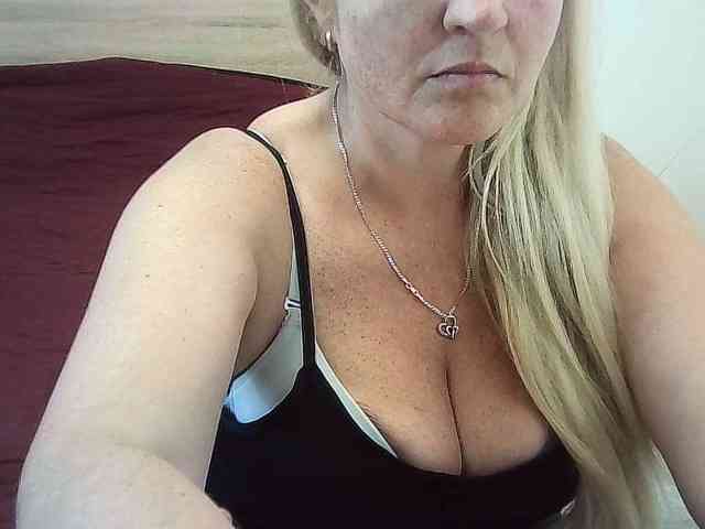 Multiply-orgazm webcam