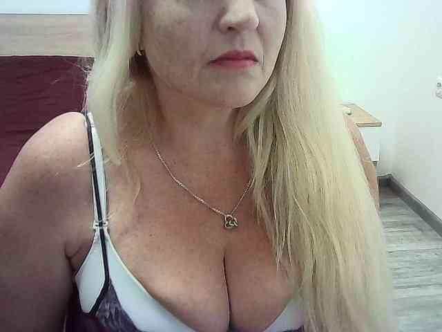 Multiply-orgazm webcam