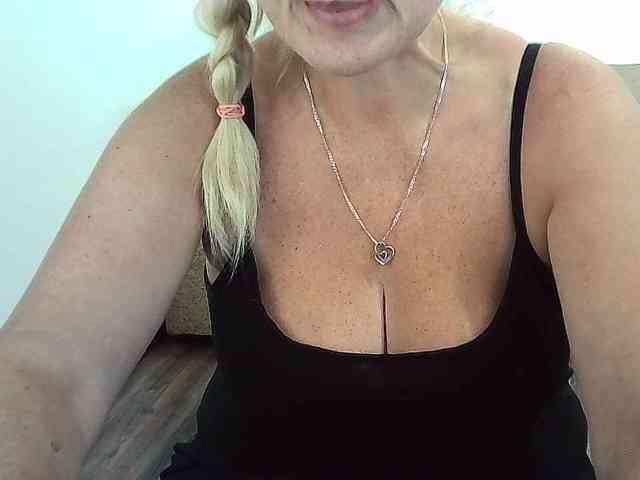 Multiply-orgazm webcam