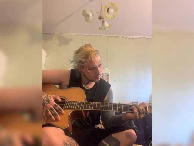 Punkfrik, 22 y/o - Live Cam on BongaCams