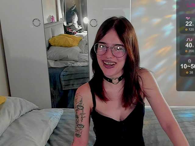 Marika-Degas live cam on BongaCams