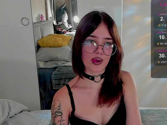 Marika-Degas live cam on BongaCams