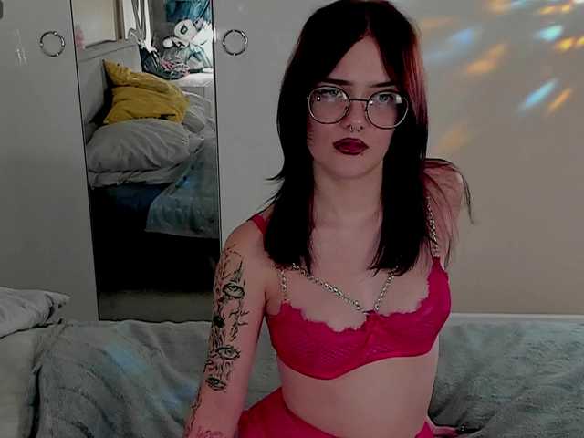 Marika-Degas live cam on BongaCams