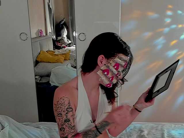 Marika-Degas live cam on BongaCams