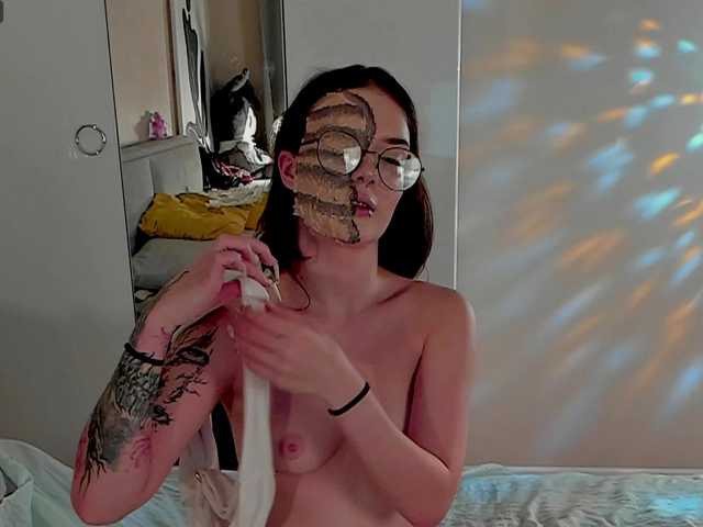 Marika-Degas live cam on BongaCams