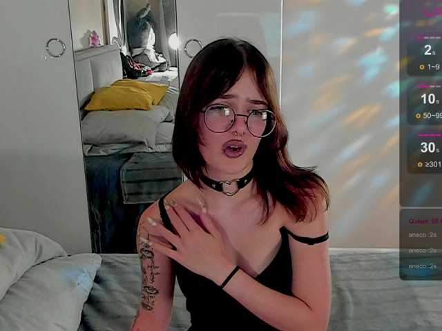 Marika-Degas live cam on BongaCams