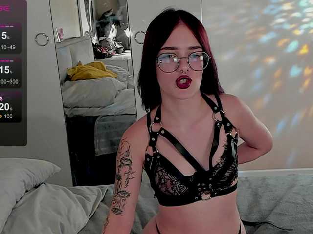 Marika-Degas live cam on BongaCams