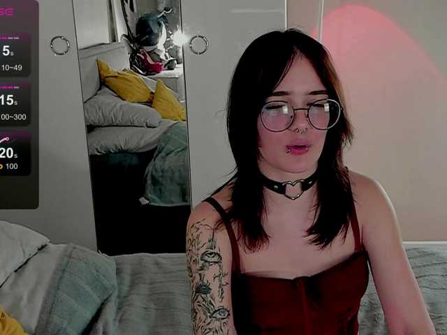 Marika-Degas webcam