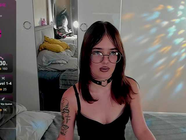 Marika-Degas live cam on BongaCams