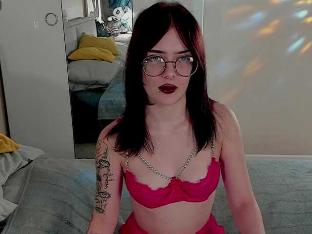 Marika-Degas live cam on BongaCams