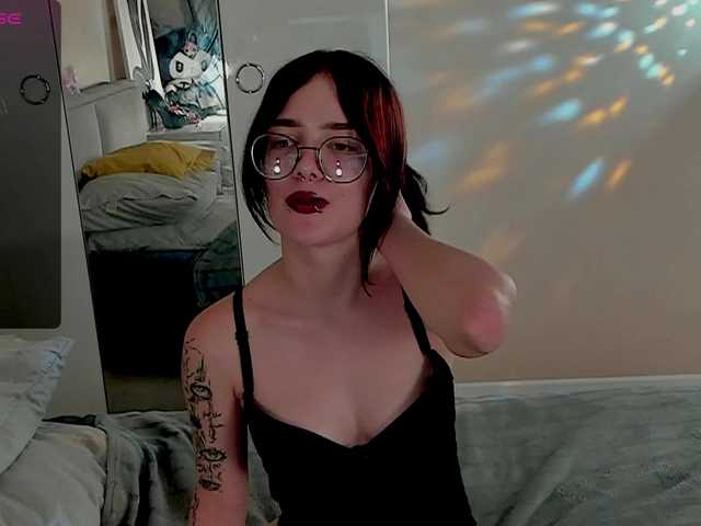 Marika-Degas live cam on BongaCams