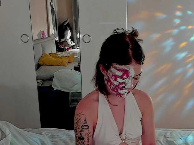 Marika-Degas live cam