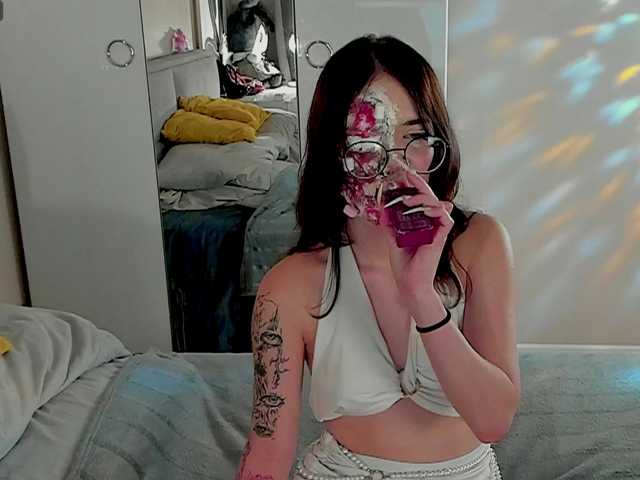 Marika-Degas live cam on BongaCams