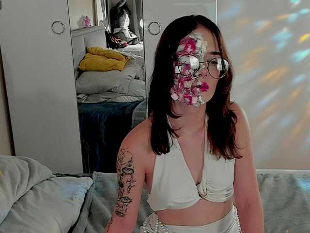 Marika-Degas live cam on BongaCams