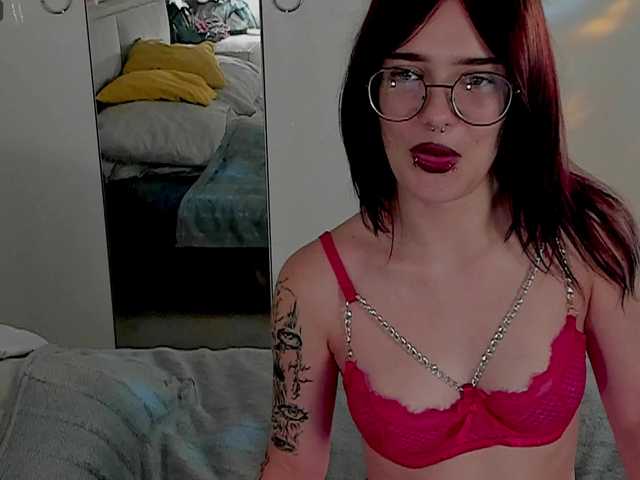 Marika-Degas live cam on BongaCams