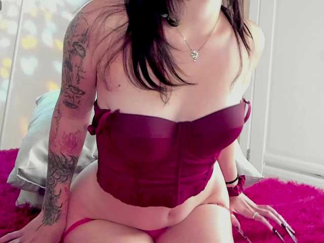 Marika-Degas live cam on BongaCams
