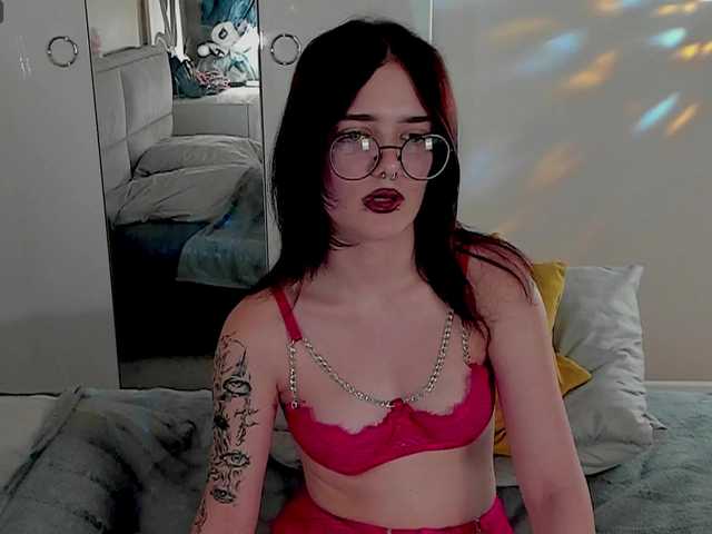 Marika-Degas live cam on BongaCams