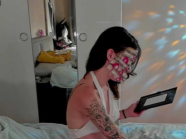 Marika-Degas live cam on BongaCams