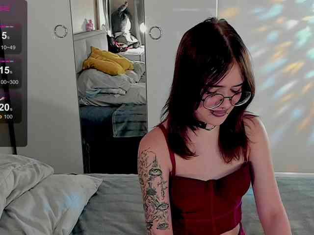 Marika-Degas webcam