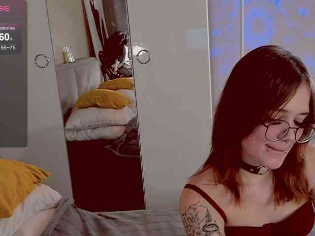 Marika-Degas webcam