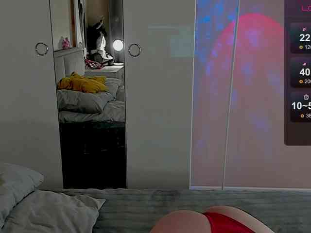 Marika-Degas webcam