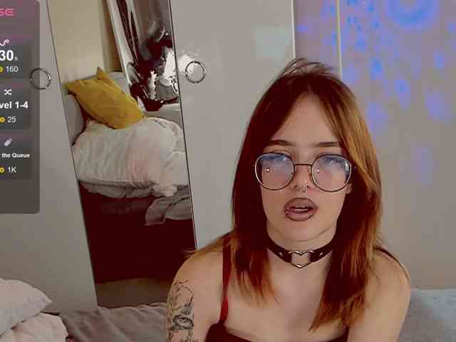 Marika-Degas webcam