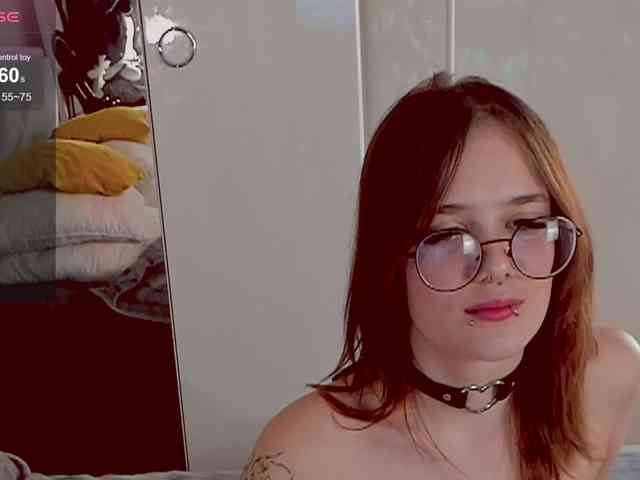 Marika-Degas webcam
