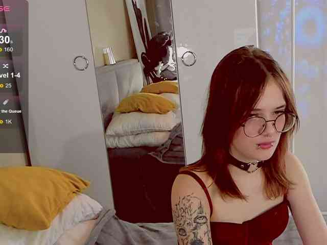 Marika-Degas webcam