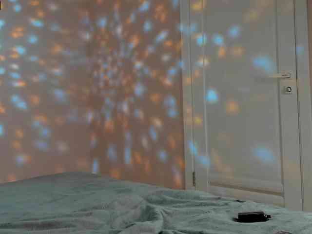 Marika-Degas webcam
