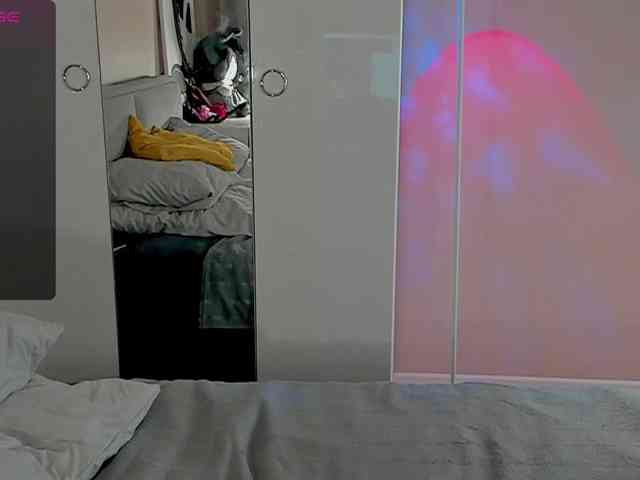 Marika-Degas webcam
