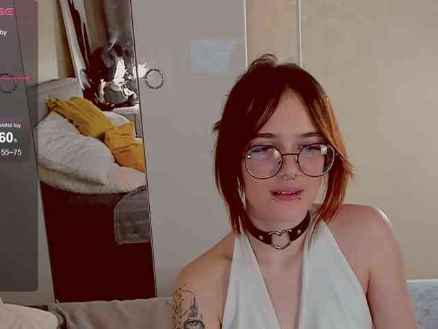 Marika-Degas webcam