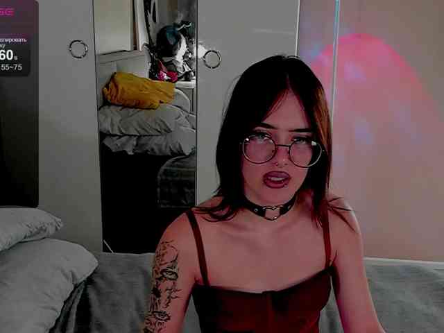 Marika-Degas webcam