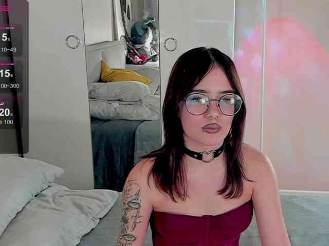 Marika-Degas webcam